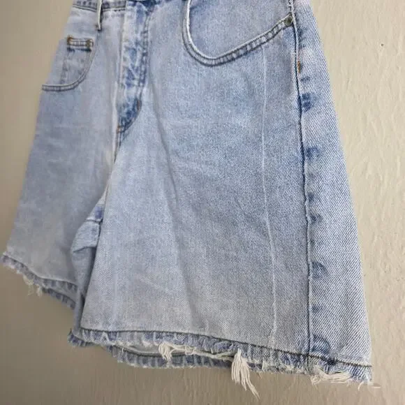 Vintage Arizona Jean Co High Waisted Denim Shorts Light Wash Distressed Jorts 11 - Picture 3 of 8